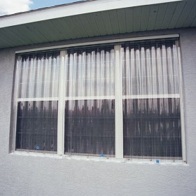 06840009_web-clear-panel-shutters